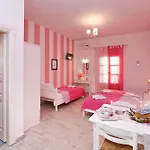 Evaggelia شقة
